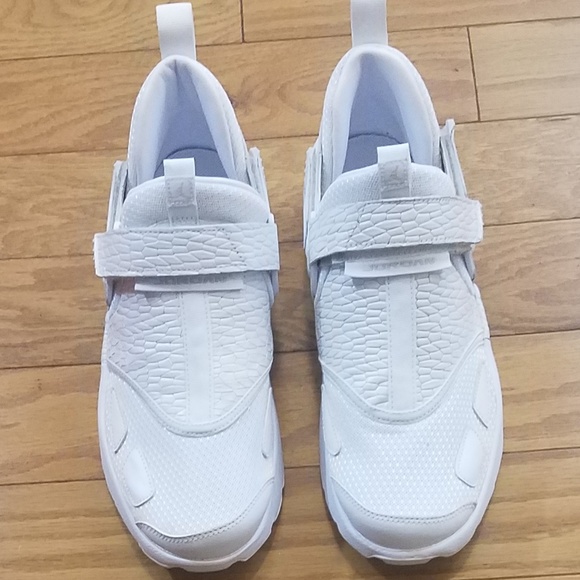 Jordan Trunner LX PR HC Shoes White 8.5 Women 7Y - Picture 2 of 6